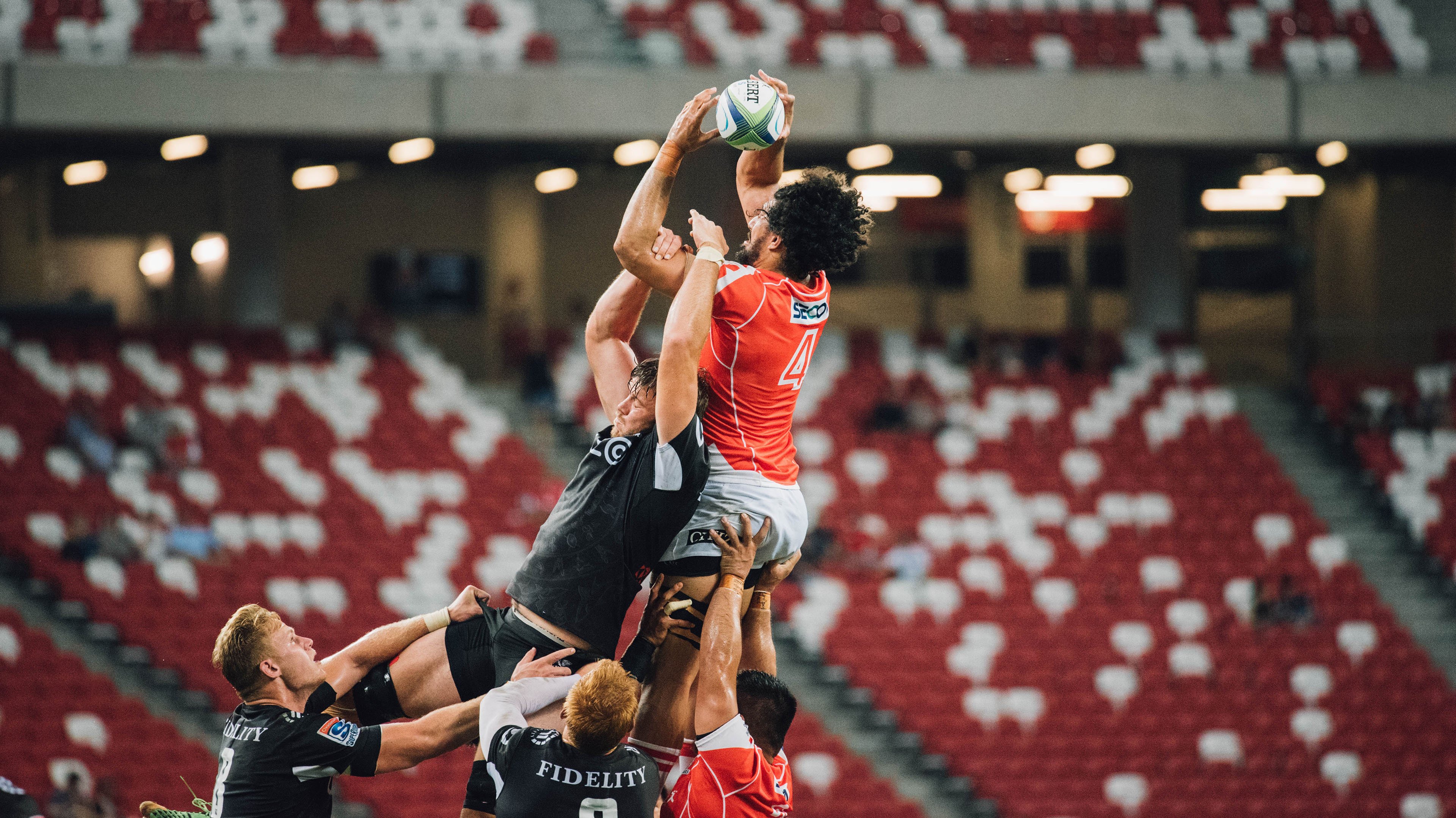 主场氛围持续火爆观众热情成为球队最坚实的后盾支持