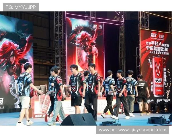 LOL赛场精彩瞬间不断涌现，lol赛场精彩瞬间不断涌现什么意思